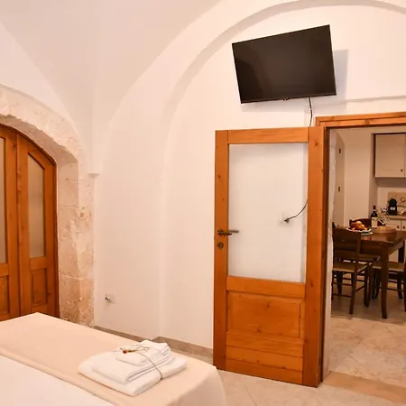 Dimora Elio - Civico 46 洛科罗通多